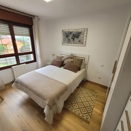 Piscina Y Parking 2 Min Playa Miengo