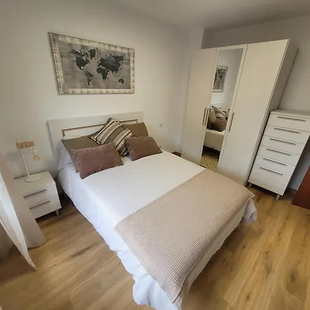 Piscina Y Parking 2 Min Playa Appartement *